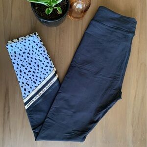Sarah’s Day x White Fox Black Patterned “Listen to Your Body” Leggings